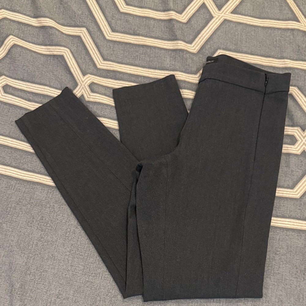 Banana Republic Black Skinny Pants. Devon Fit.